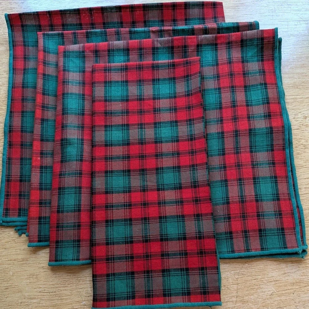 Vintage Red Green Tartan Plaid Dinner Napkins Set of 4 Christmas Holiday 19x18.5